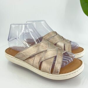 Born Jenny Women's Sandal Size 7 Strappy Slide Silver Leather Flip Flop Flat